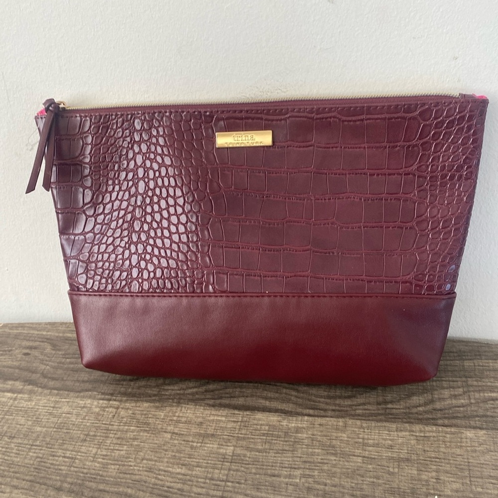 Make up CLUTCH